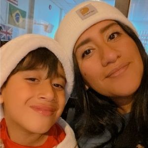 Meet your Posher, Cinthya